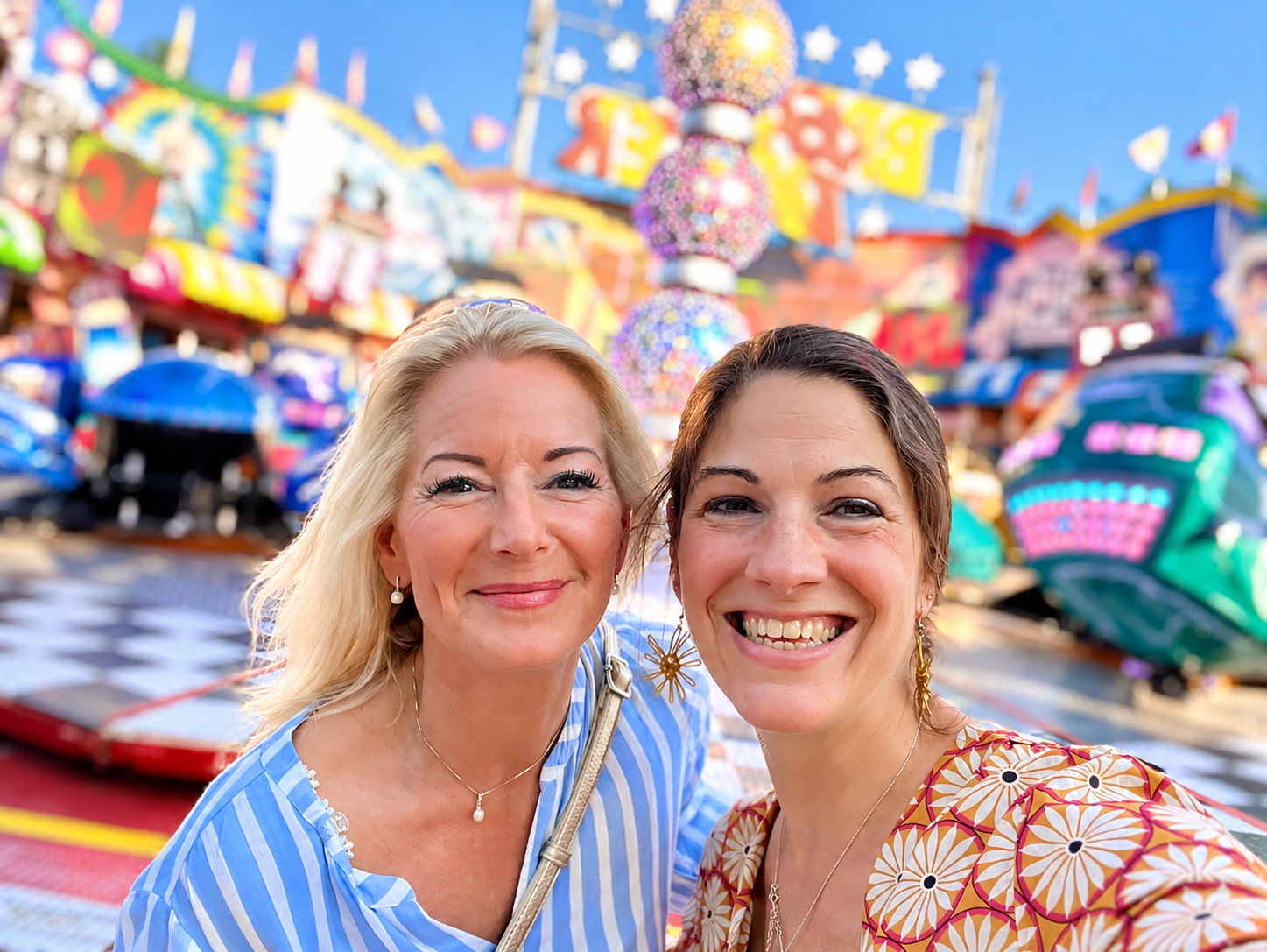 Martina vom Wichtelgarten und Manuela von den Backhauszwergen beim Mainzer Johannisfest